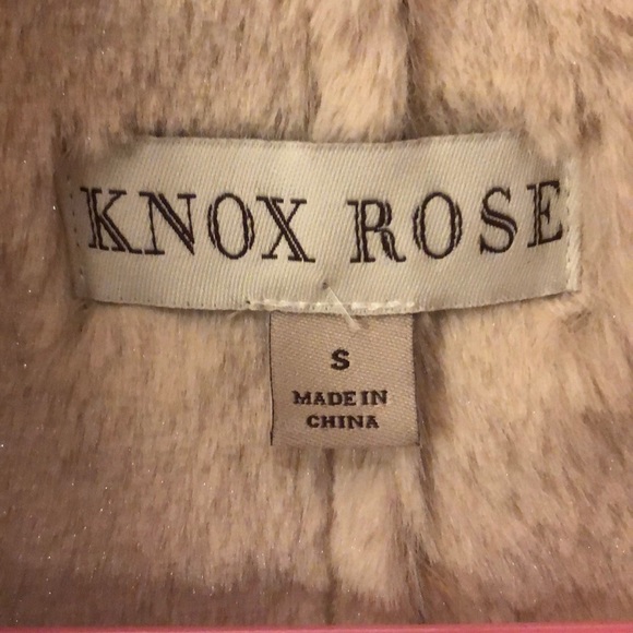 Knox Rose Faux Vest - Picture 2 of 4